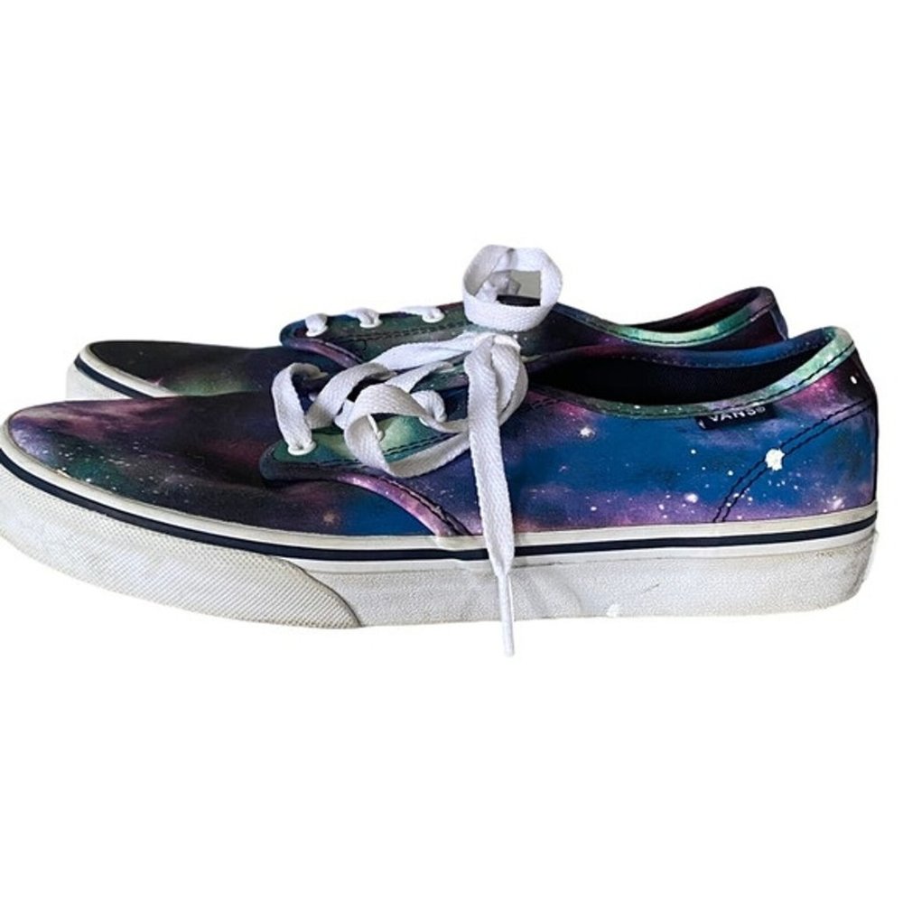 Vans Women Low Top Sneaker Size 6 Purple Blue Galaxy Print Lace Up Canvas Upper